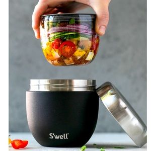 40% off retail! Swell Eats 21.5 oz insulated bowl